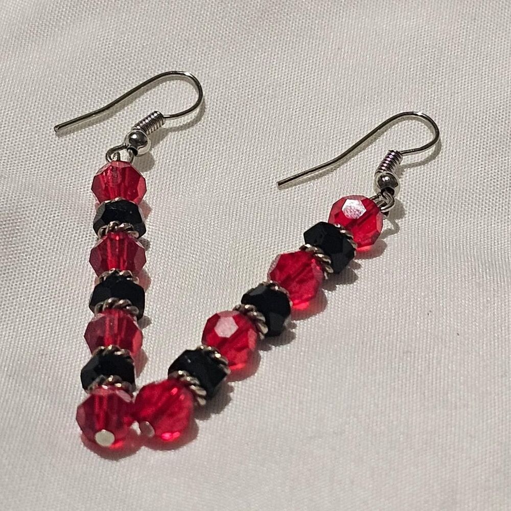 Unbranded Women's Black and Red Jewellery